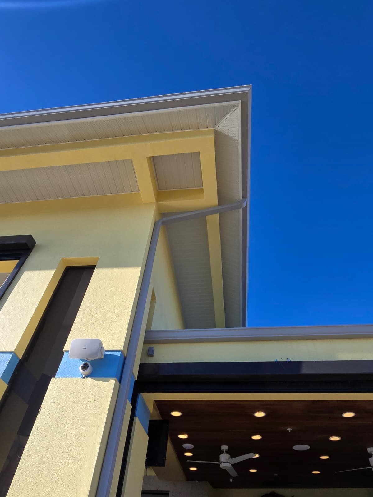 Gutter Cleaning — MASTERFIX exterior service in SWFL